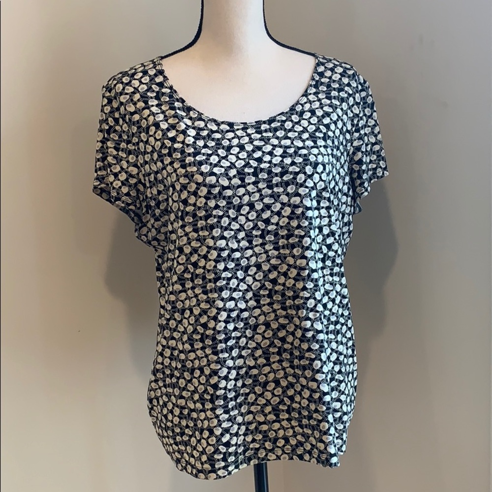 Short sleeve shirt